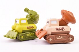 Set 4 vehiculos SPACE TRUCK (5).jpg